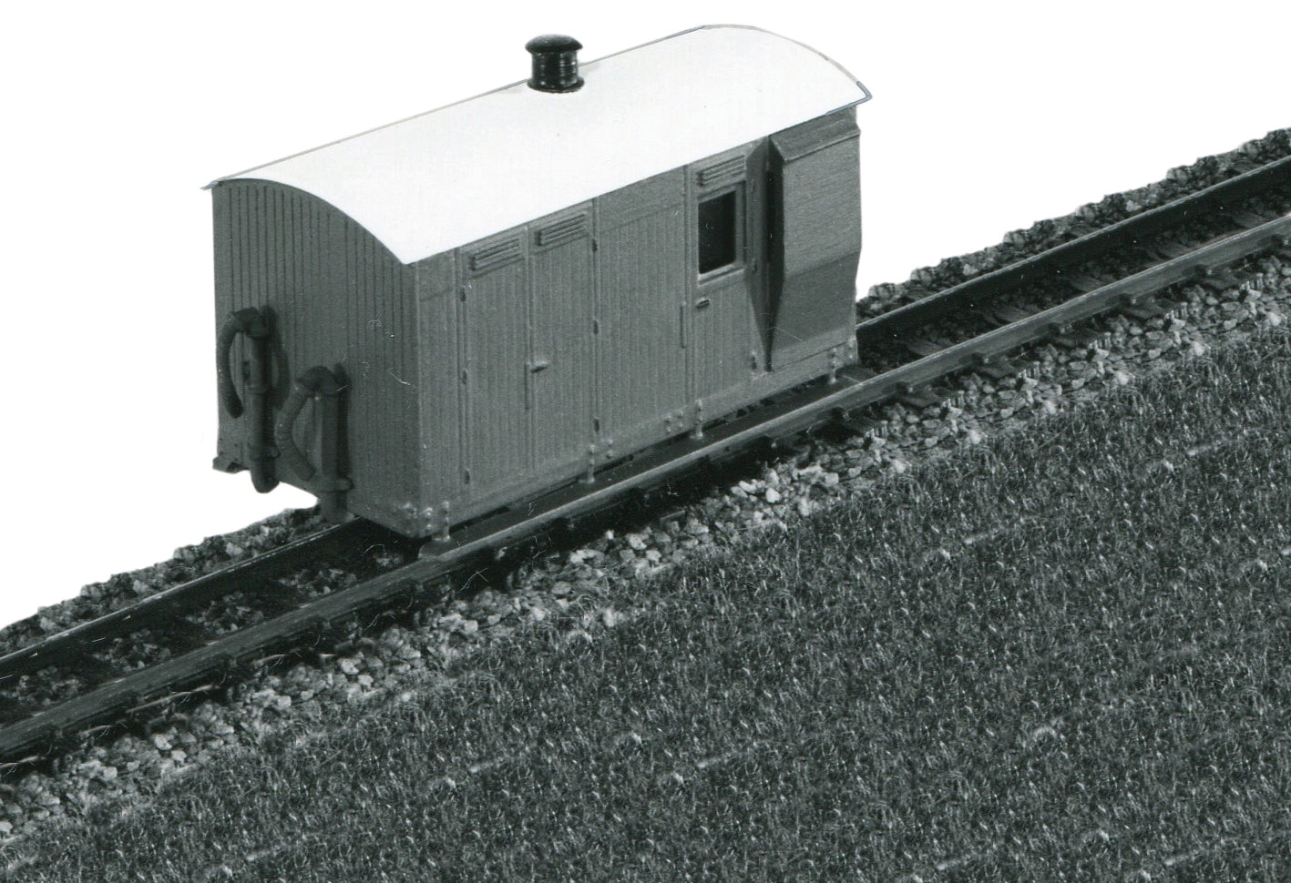 peco-dundas-dm17-bausatz-oo-9-packwagen-vale-of-rheidol image 1