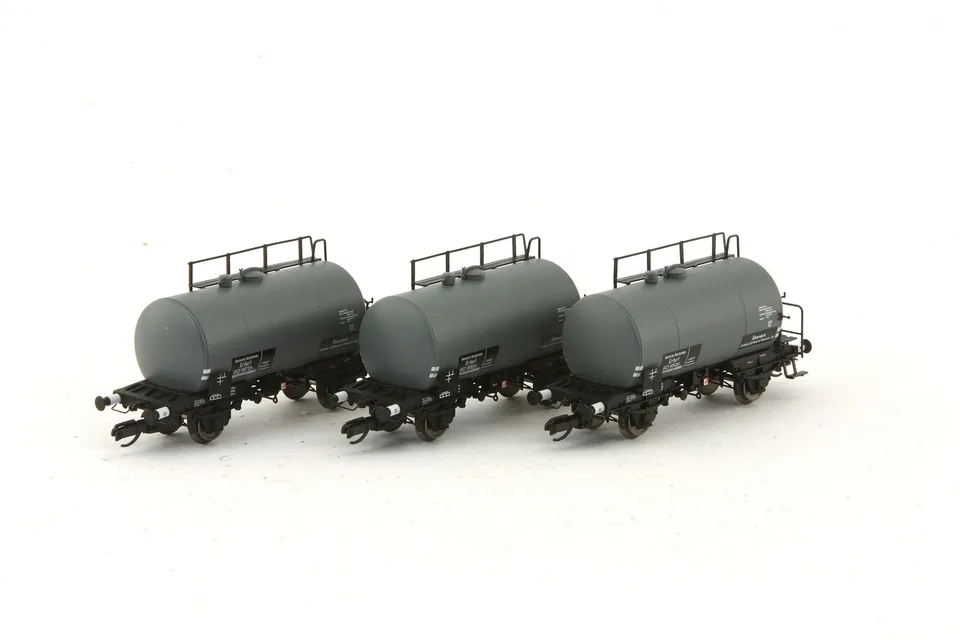saxonia-modellbau-120081-tt-3er-set-kesselwagen-deutz-drg-ep-ii image 1