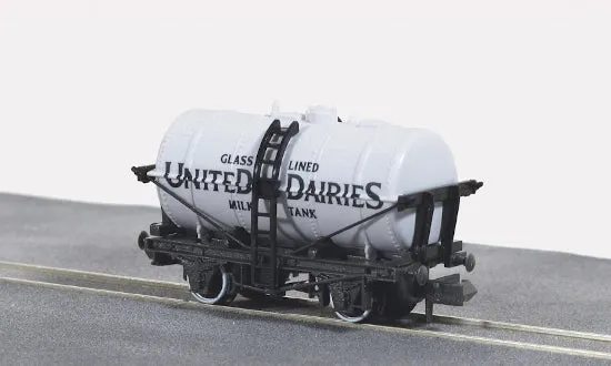 peco-nrp167-united-dairies-milch-kesselwagen-spur-n image 1