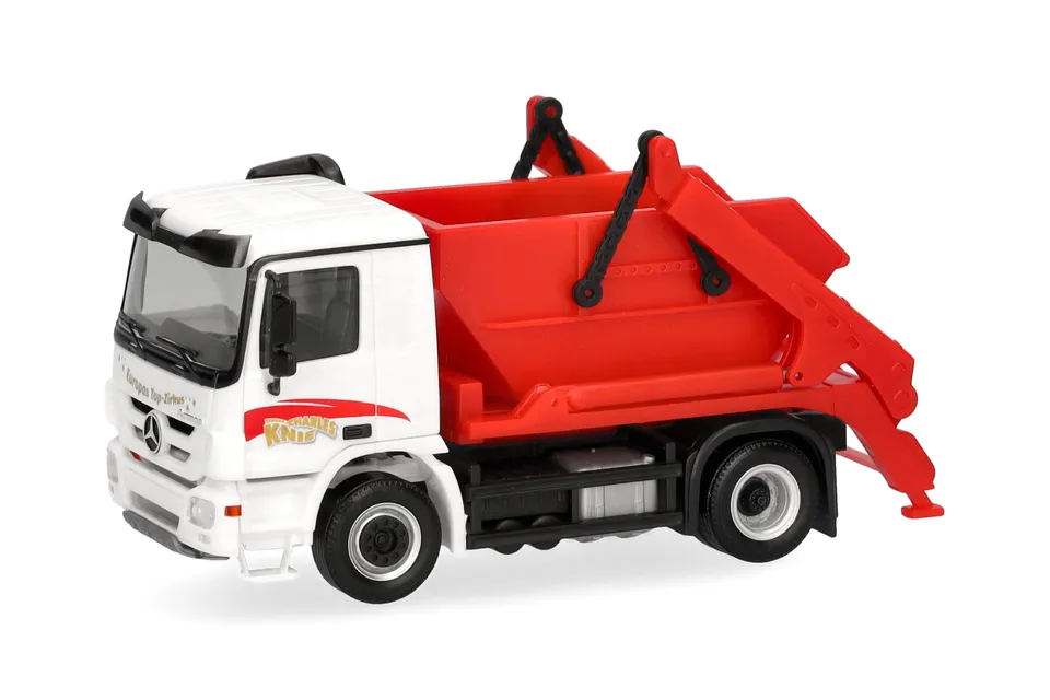 herpa-mercedes-actros-m-absetzkipper-circus-knie-1-87 image 1
