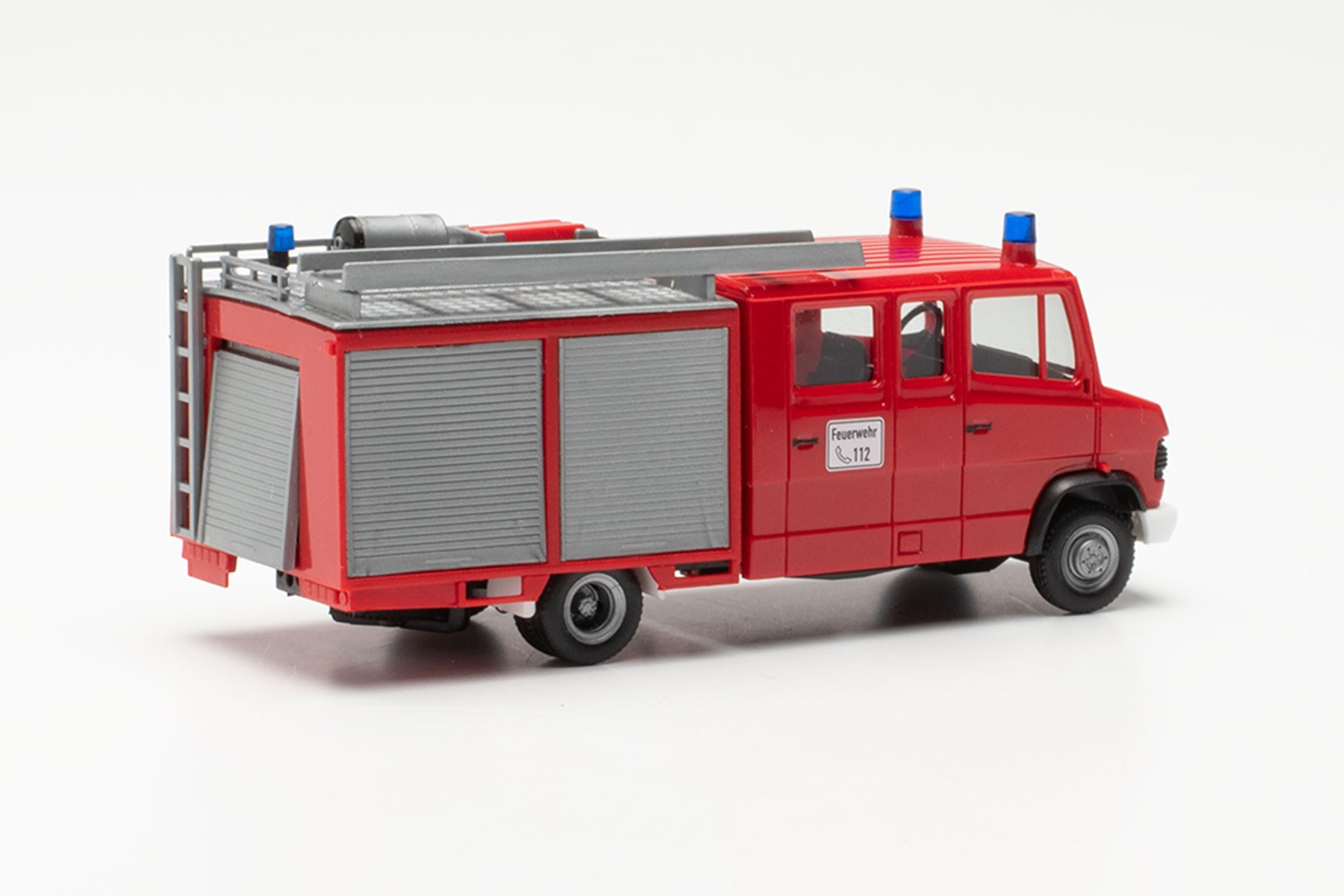 herpa-basic-mercedes-t2-lf-8-6-feuerwehr-modellauto-1-87 image 2