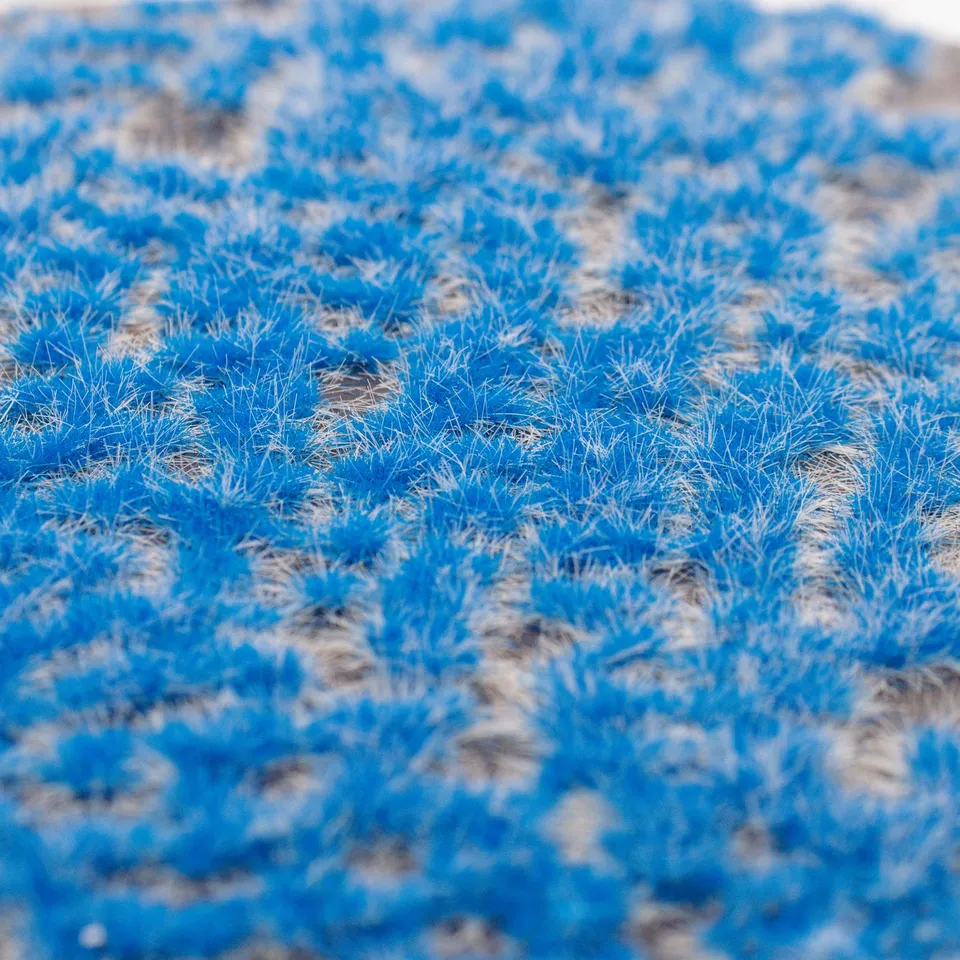 rts-greenkeeper-tufts-blue-frost-b-schel-2-6-mm-10x15-cm image 1