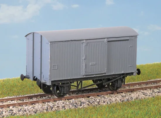 peco-parkside-pc56-lner-10-ton-fish-wagen-bausatz-oo-ho image 1