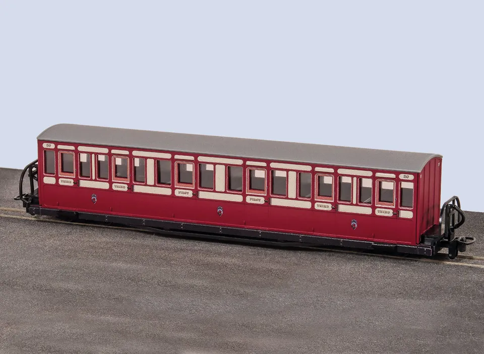 peco-gr622b-ffestiniog-bowsider-personenwagen-oo-9-rot-creme image 1