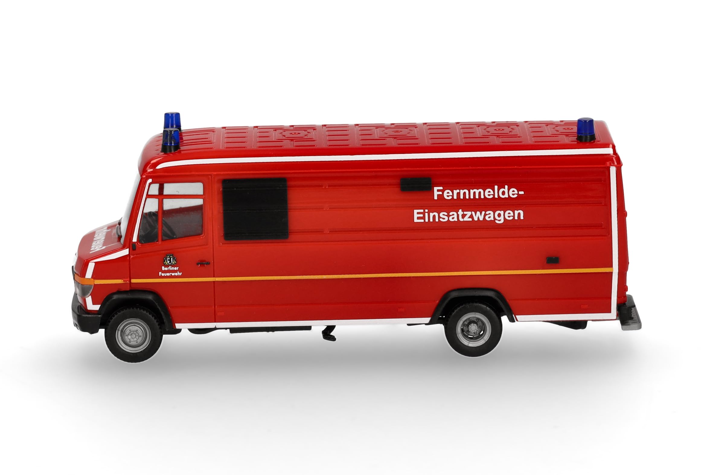 herpa-mercedes-vario-kasten-berliner-feuerwehr-modell-1-87 image 4