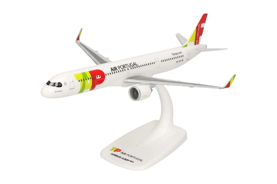 herpa-snapfit-tap-a321lr-cs-txf-modellflugzeug-1-200 image 1