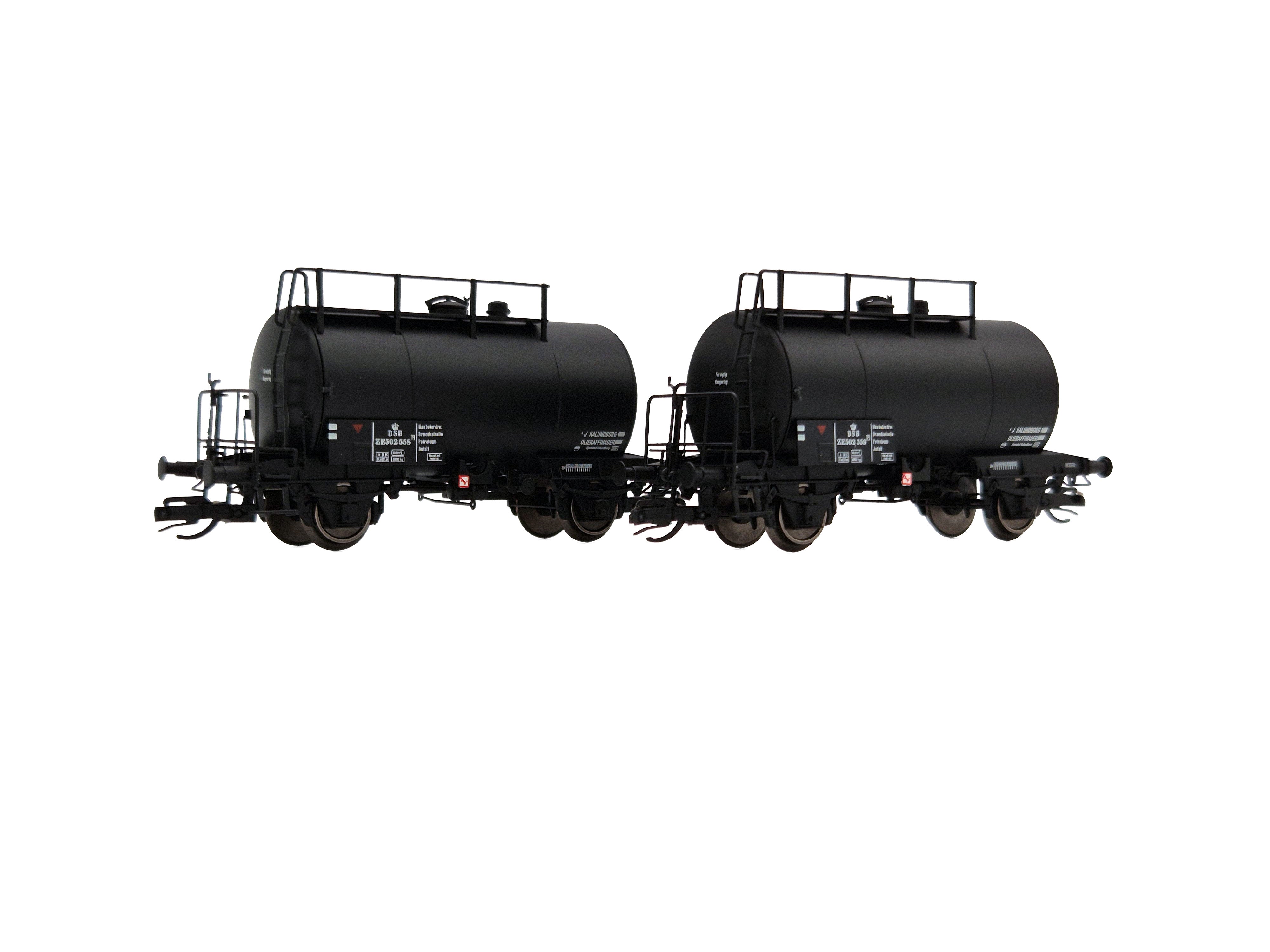 saxonia-g-terwagen-120147-kesselwagen-deutz-dsb-ep-iii-tt-2er-set image 1