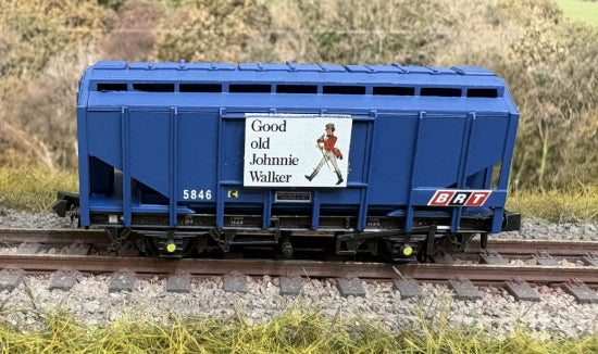 peco-nr63p-grain-hopper-johnnie-walker-g-terwagen-spur-n image 1