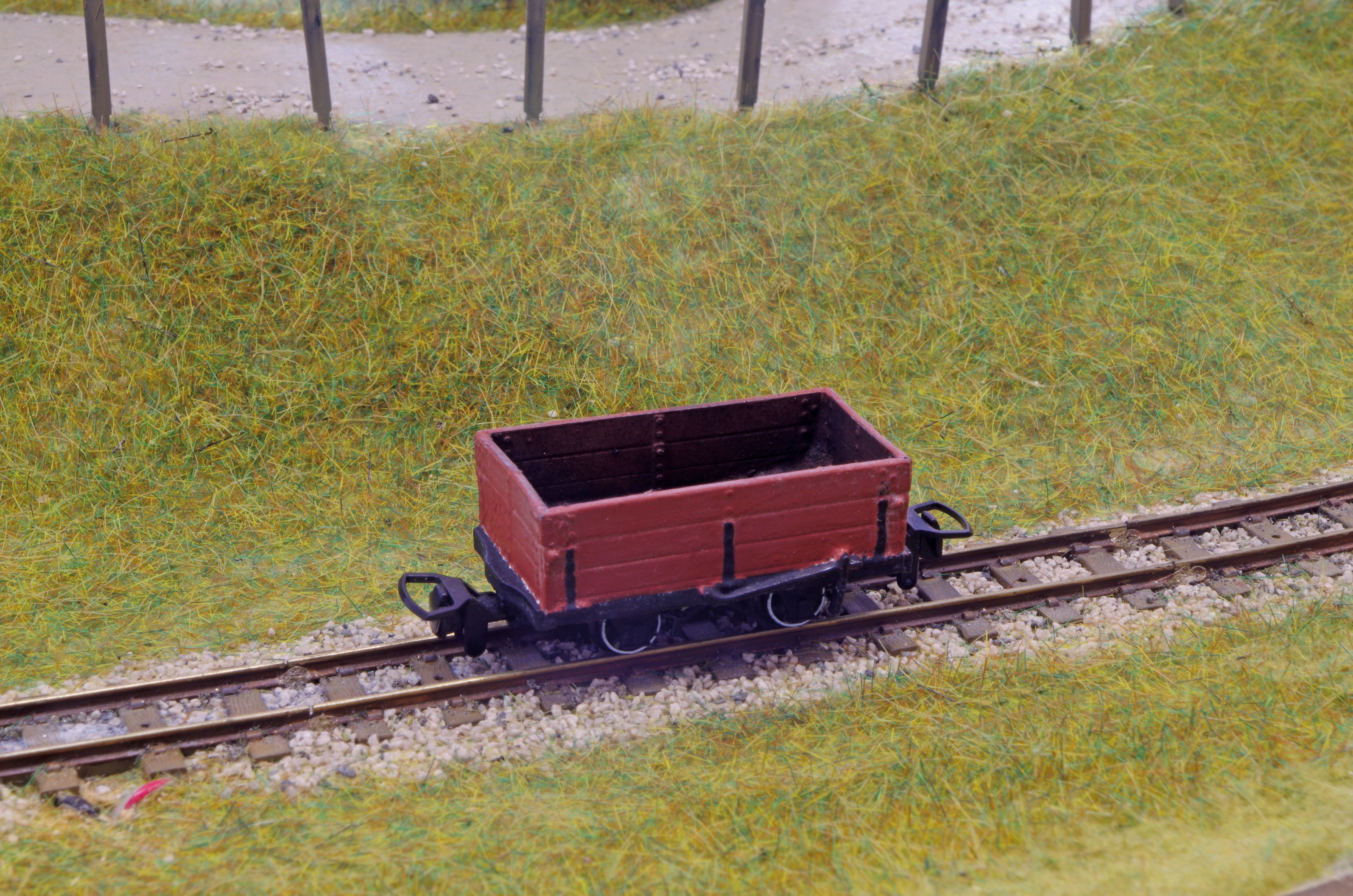 peco-dundas-dm39-g-terwagen-bausatz-oo-9-mineral-4t image 1