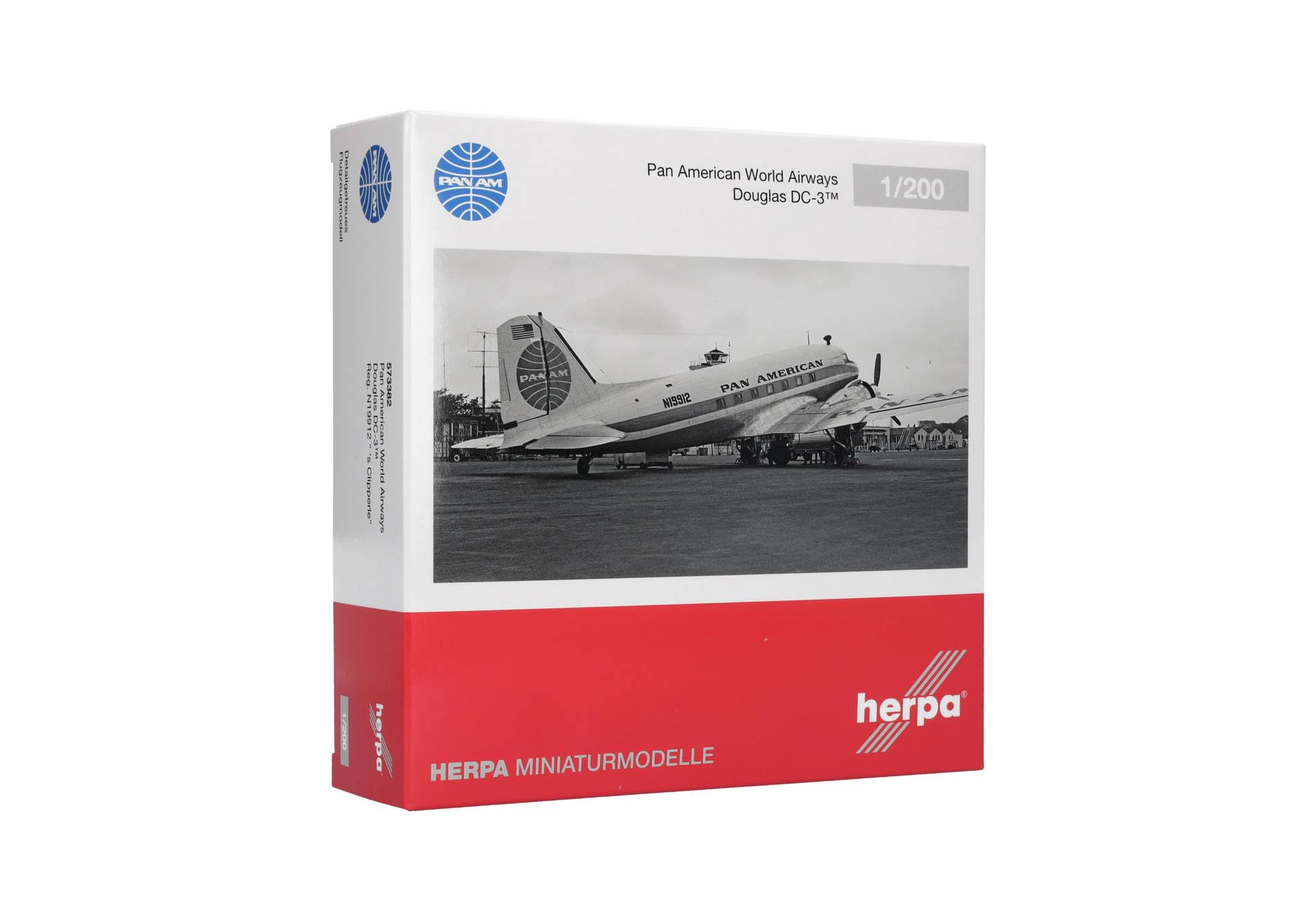 herpa-wings-pan-am-douglas-dc-3-flugzeug-1-200-mit-standfuss image 5