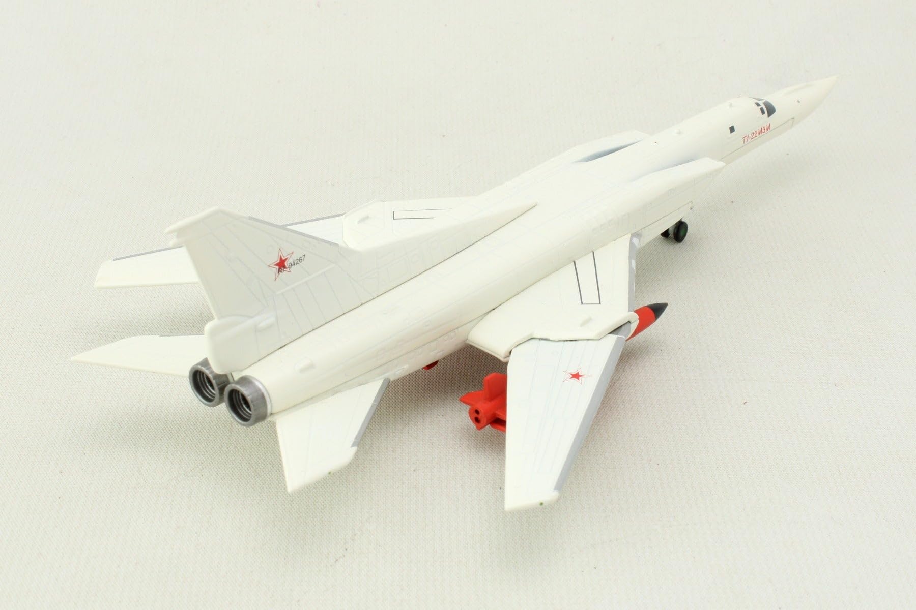 herpa-wings-tupolev-tu-22m3m-backfire-flugzeugmodell-1-200-metall image 7
