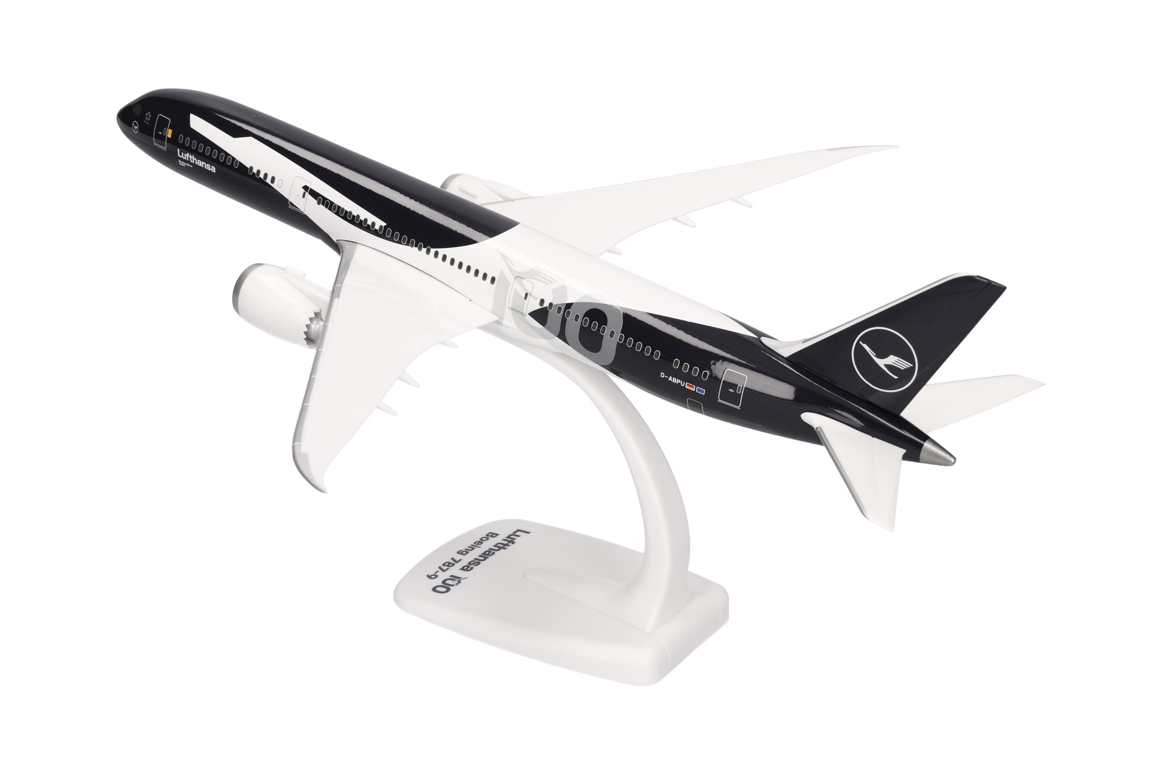 herpa-snapfit-lufthansa-boeing-787-9-dreamliner-1-200 image 4