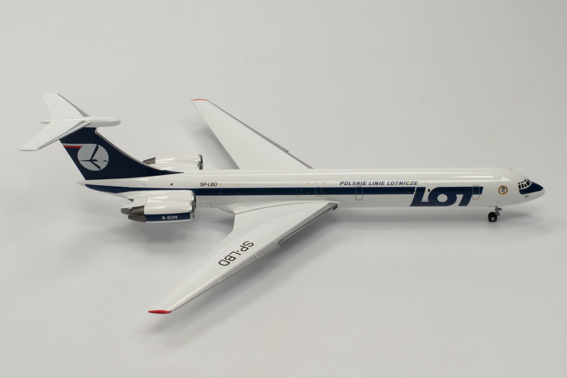 herpa-wings-il-62m-sp-lbd-flugzeugmodell-1-200-metall-lot image 1