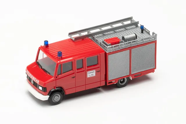 herpa-basic-mercedes-t2-lf-8-6-feuerwehr-modellauto-1-87 image 1