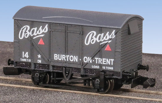 peco-nr2002p-n-vanfit-g-terwagen-bass-brewery-kasten image 1