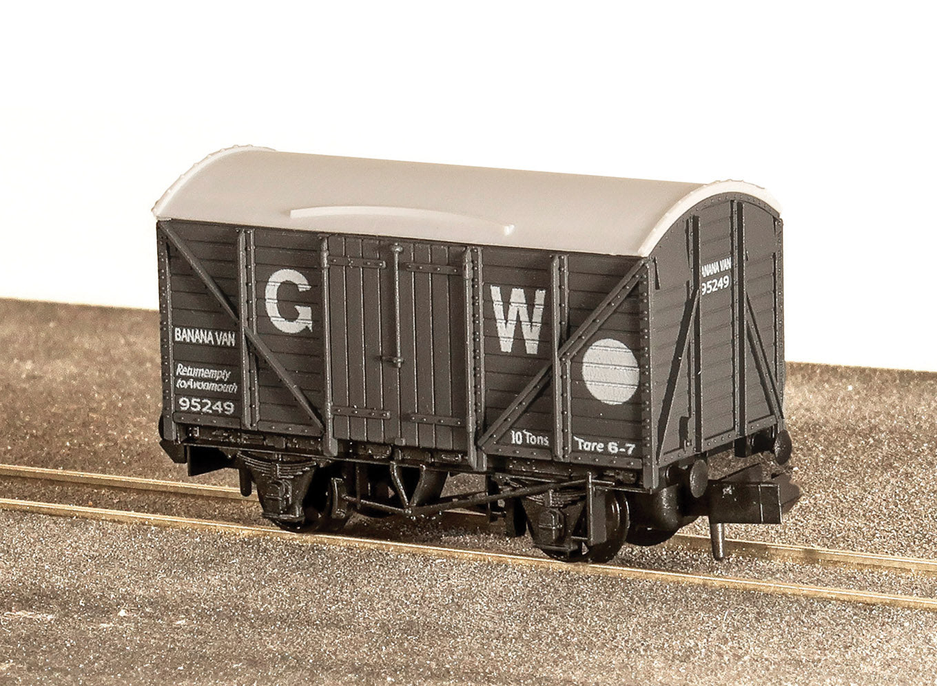 peco-bv-banana-gwr-k-hlwagen-g-terwagen-fertigmodell image 1