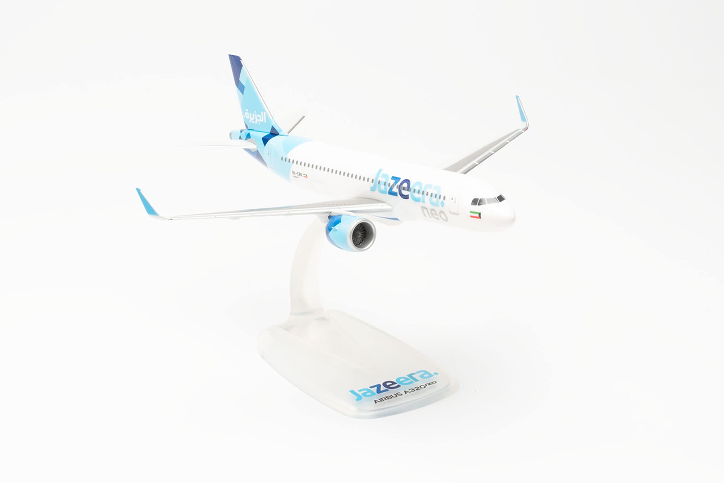 herpa-snapfit-jazeera-a320neo-flugzeugmodell-1-200-wei-blau image 3