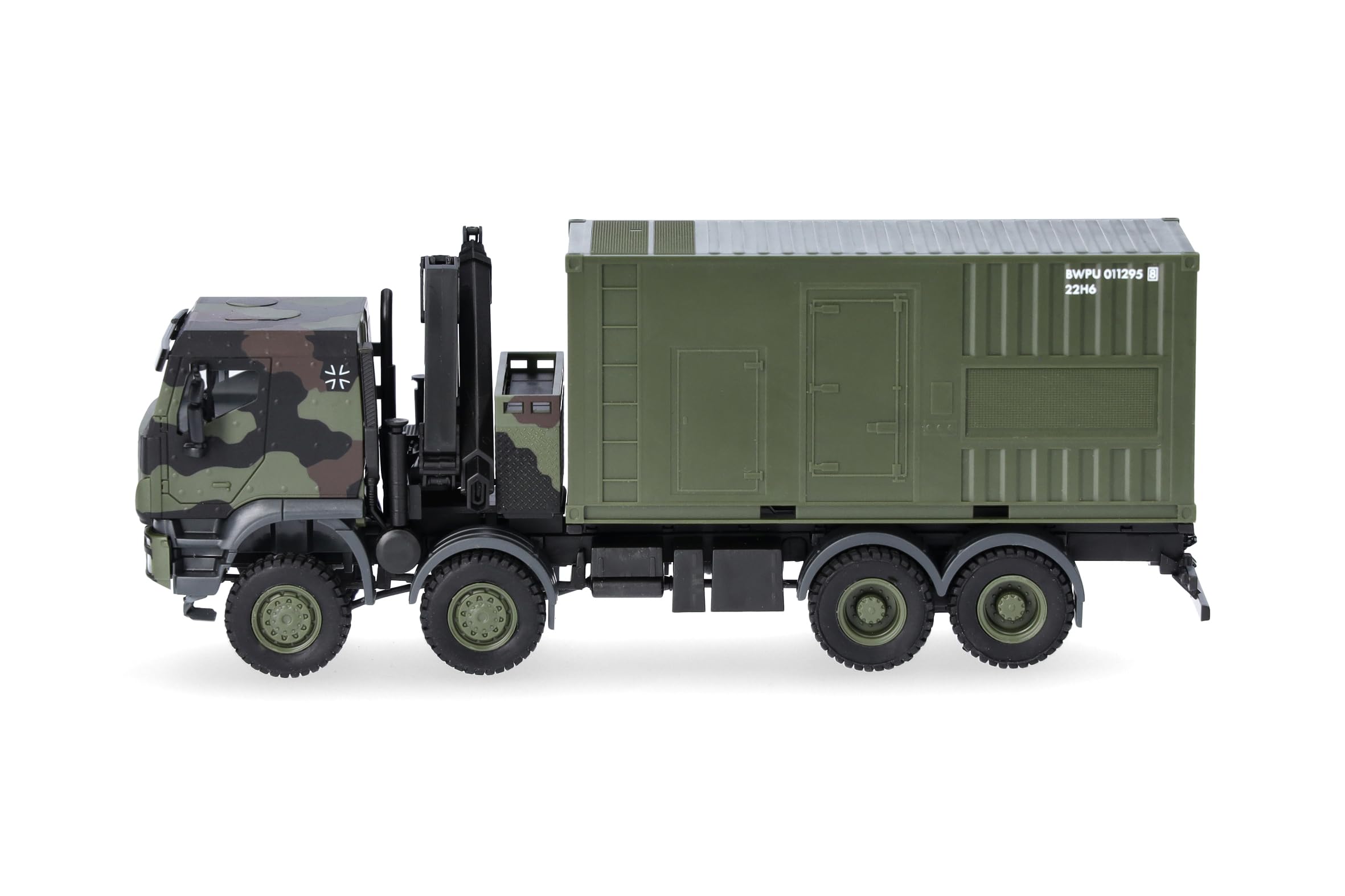 herpa-iveco-trakker-8x8-bundeswehr-modell-lkw-kran-1-87 image 4