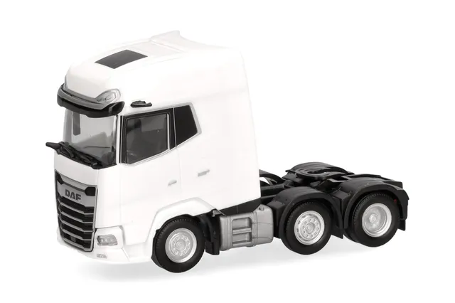 herpa-daf-xg-zugmaschine-modell-lkw-1-87-wei-3-achs image 1