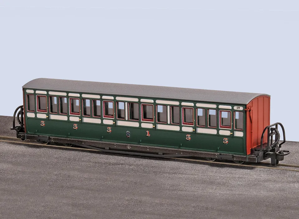 peco-gr601a-bowsider-personenwagen-oo-9-nr-17-gr-n image 1