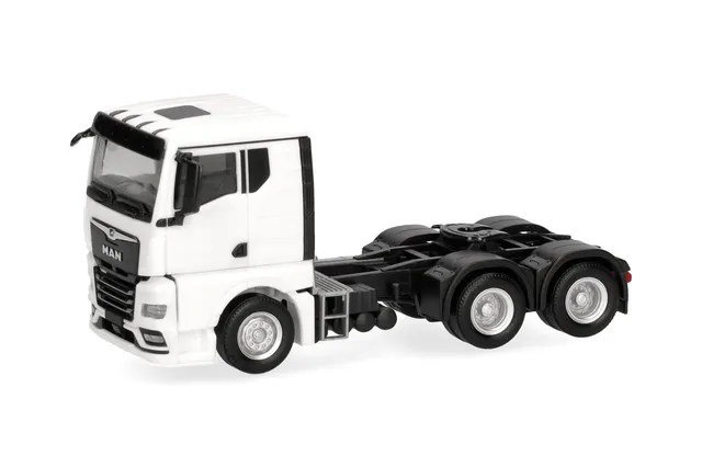 herpa-man-tgx-gn-zugmaschine-3achs-wei-1-87 image 1