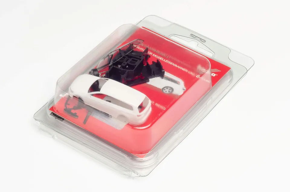herpa-minikit-013772-vw-passat-variant-bausatz-1-87-wei image 1