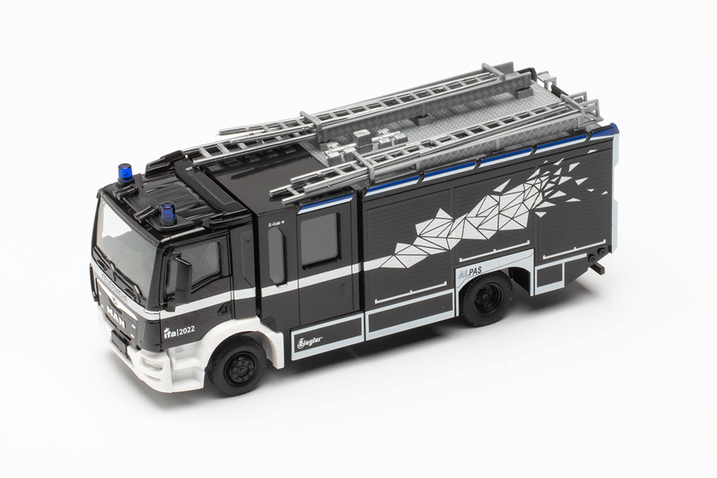 herpa-man-tgm-ziegler-z-cab-lkw-modell-feuerwehr-1-87 image 3