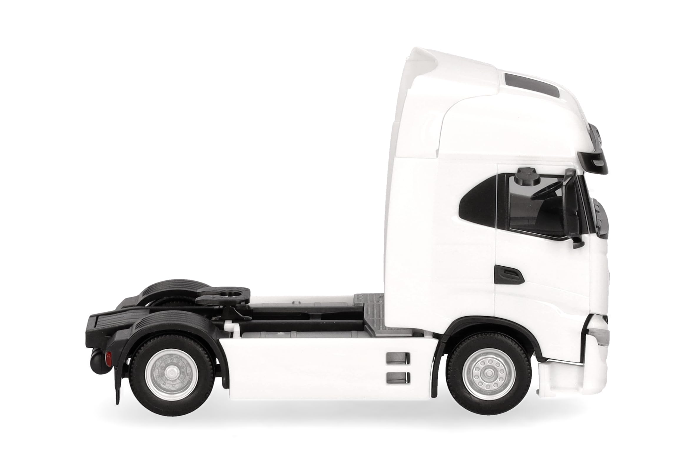 herpa-iveco-s-way-facelift-zugmaschine-1-87-wei image 3