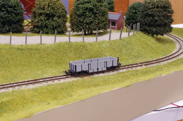 peco-dundas-dm19-ww1-well-bogie-van-oo-9-bausatz image 1