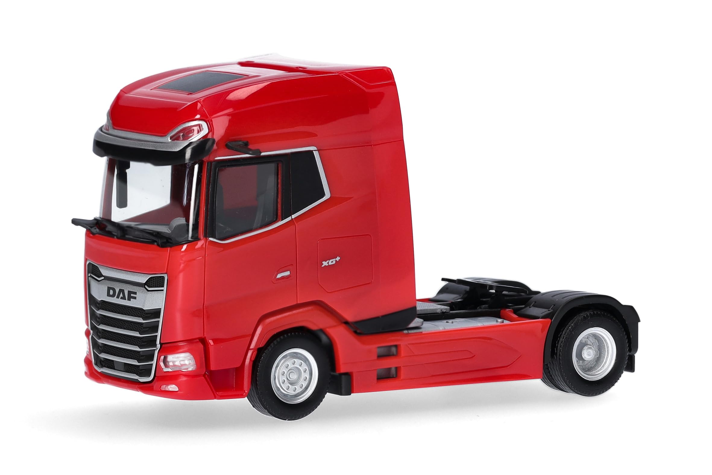 herpa-daf-xg-facelift-zugmaschine-modell-lkw-rot-2achs-1-87 image 1