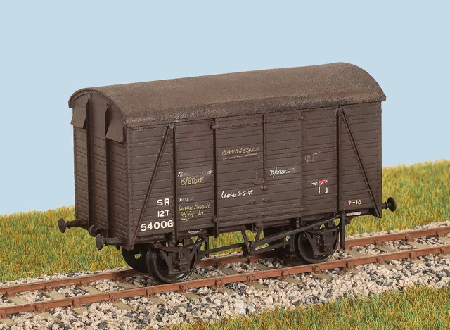 peco-parkside-pc591-sr-box-van-g-terwagen-bausatz-oo-ho image 1