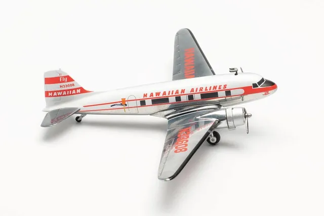 herpa-wings-douglas-dc-3-hawaiian-flugzeugmodell-1-200-metall image 1