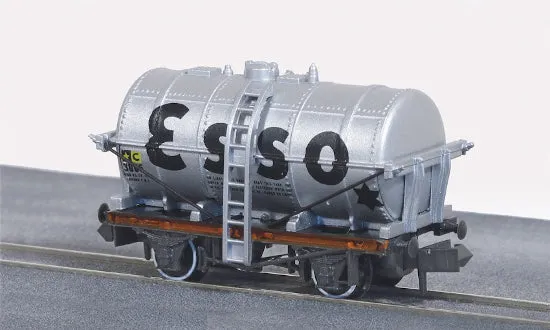 peco-nrp161-kesselwagen-esso-spur-n-private-owner image 1