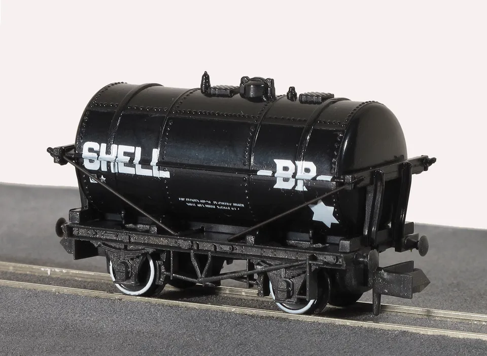 peco-nrp160-kesselwagen-spur-n-shell-bp-tank-wagon image 1