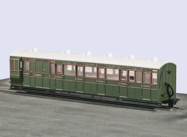 peco-gr-421a-l-b-bremswagen-sr-4108-oo-9-personenwagen image 1
