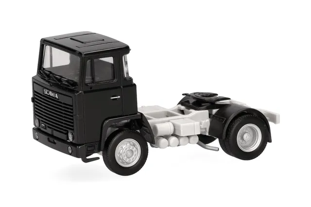 herpa-scania-111-zugmaschine-lkw-modell-schwarz-1-87 image 1