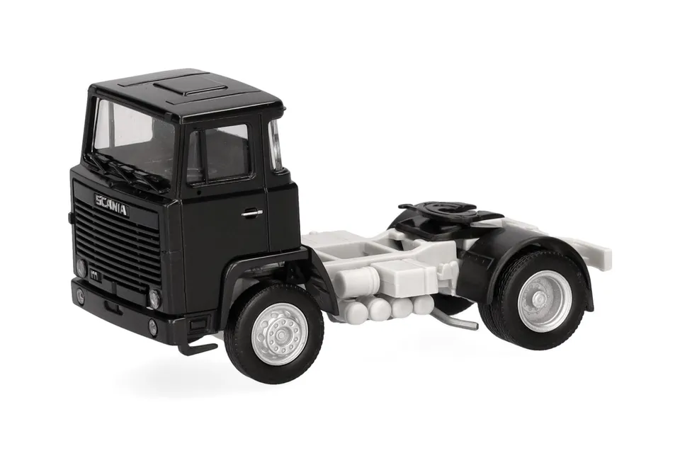 herpa-scania-111-zugmaschine-lkw-modell-schwarz-1-87 image 1