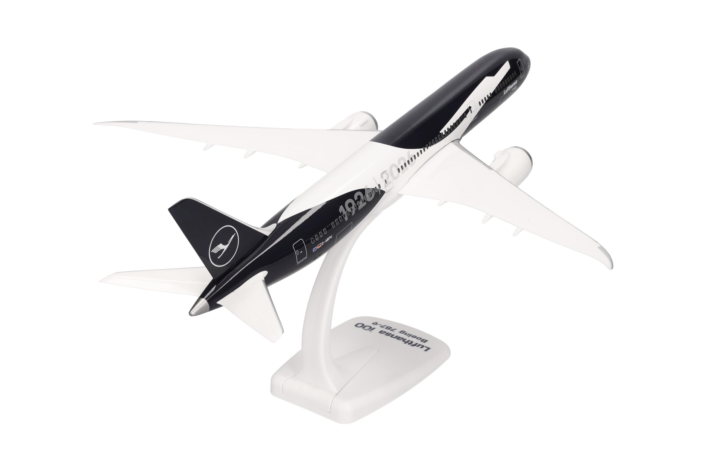 herpa-snapfit-lufthansa-boeing-787-9-dreamliner-1-200 image 2