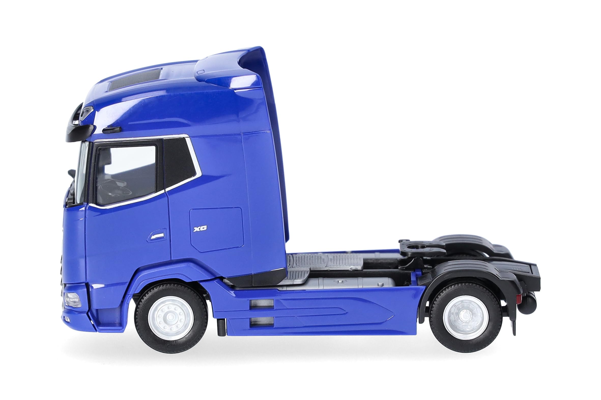 herpa-daf-xg-facelift-zugmaschine-lkw-1-87-blau-mit-kran image 4