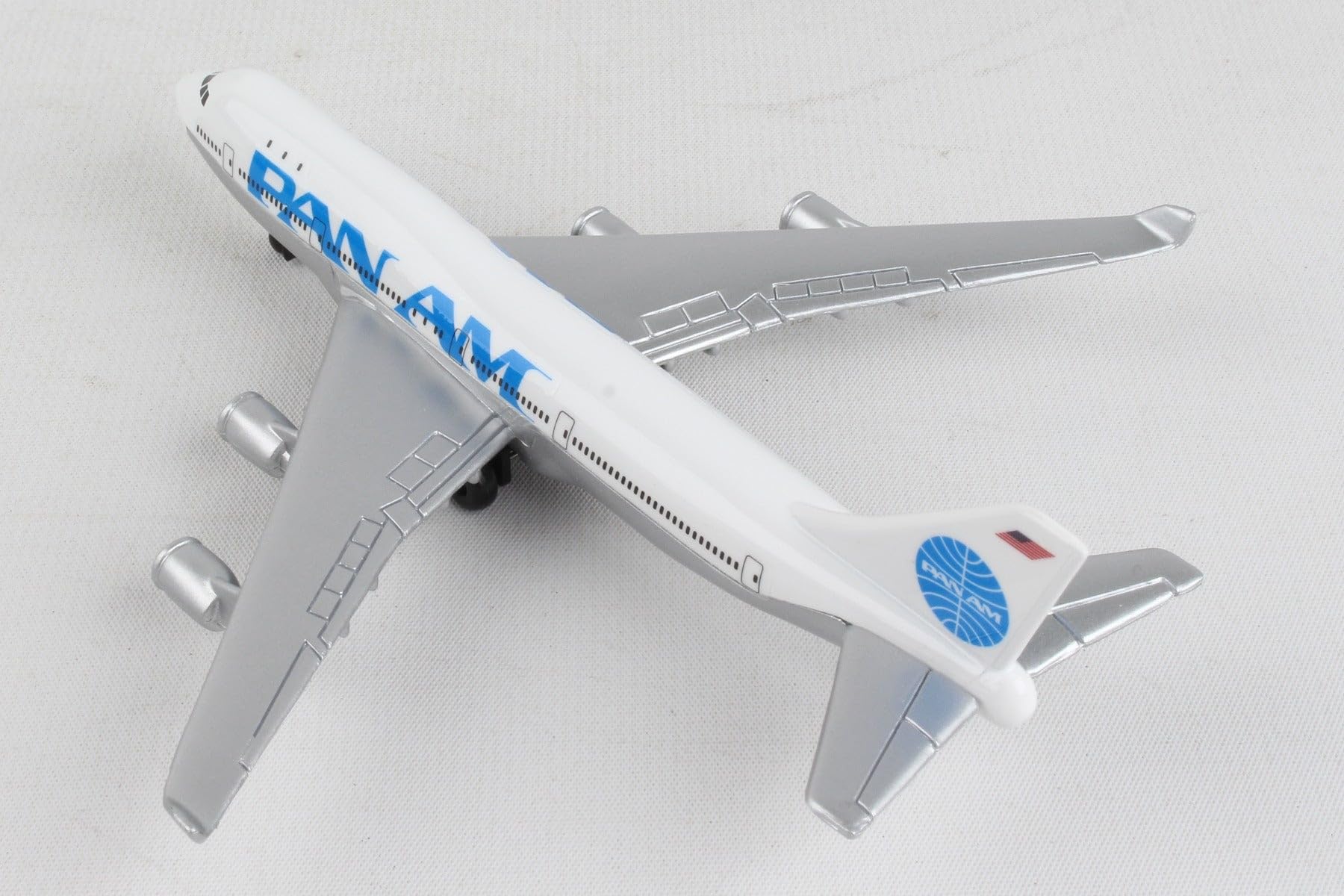 herpa-toys-pan-am-747-flugzeugmodell-f-r-kinder image 7