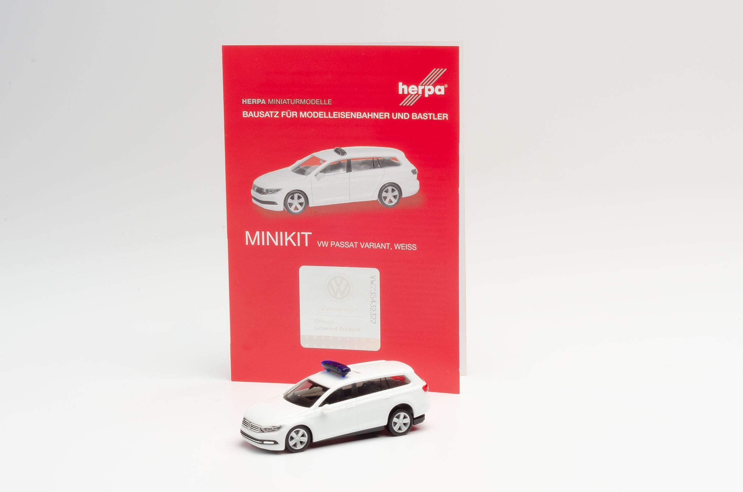 herpa-minikit-013772-vw-passat-variant-bausatz-1-87-wei image 5