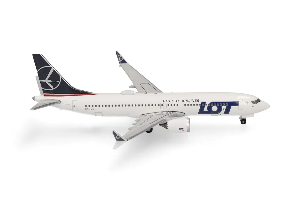 herpa-wings-lot-boeing-737-max-8-flugzeugmodell-1-500-metall image 1