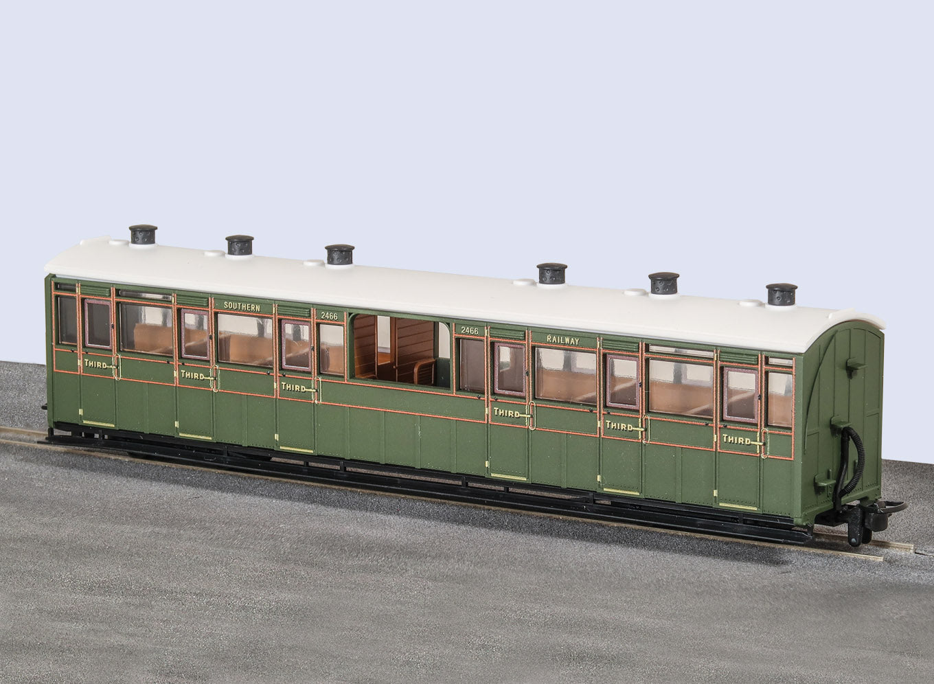 peco-gr451a-oo-9-l-b-aussichtswagen-personenwagen-sr-2466 image 1