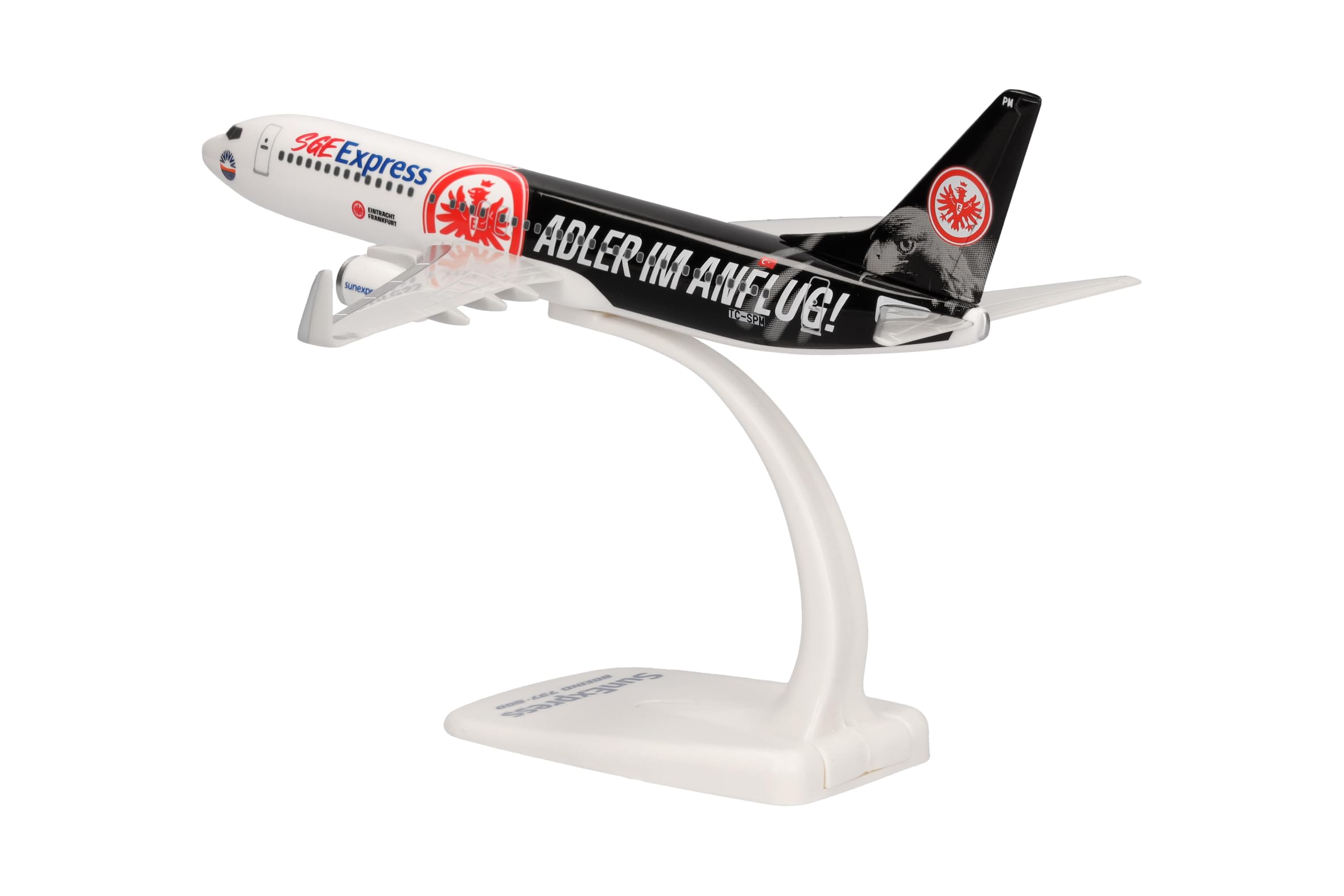 herpa-snapfit-sunexpress-boeing-737-eintracht-frankfurt-1-200 image 4
