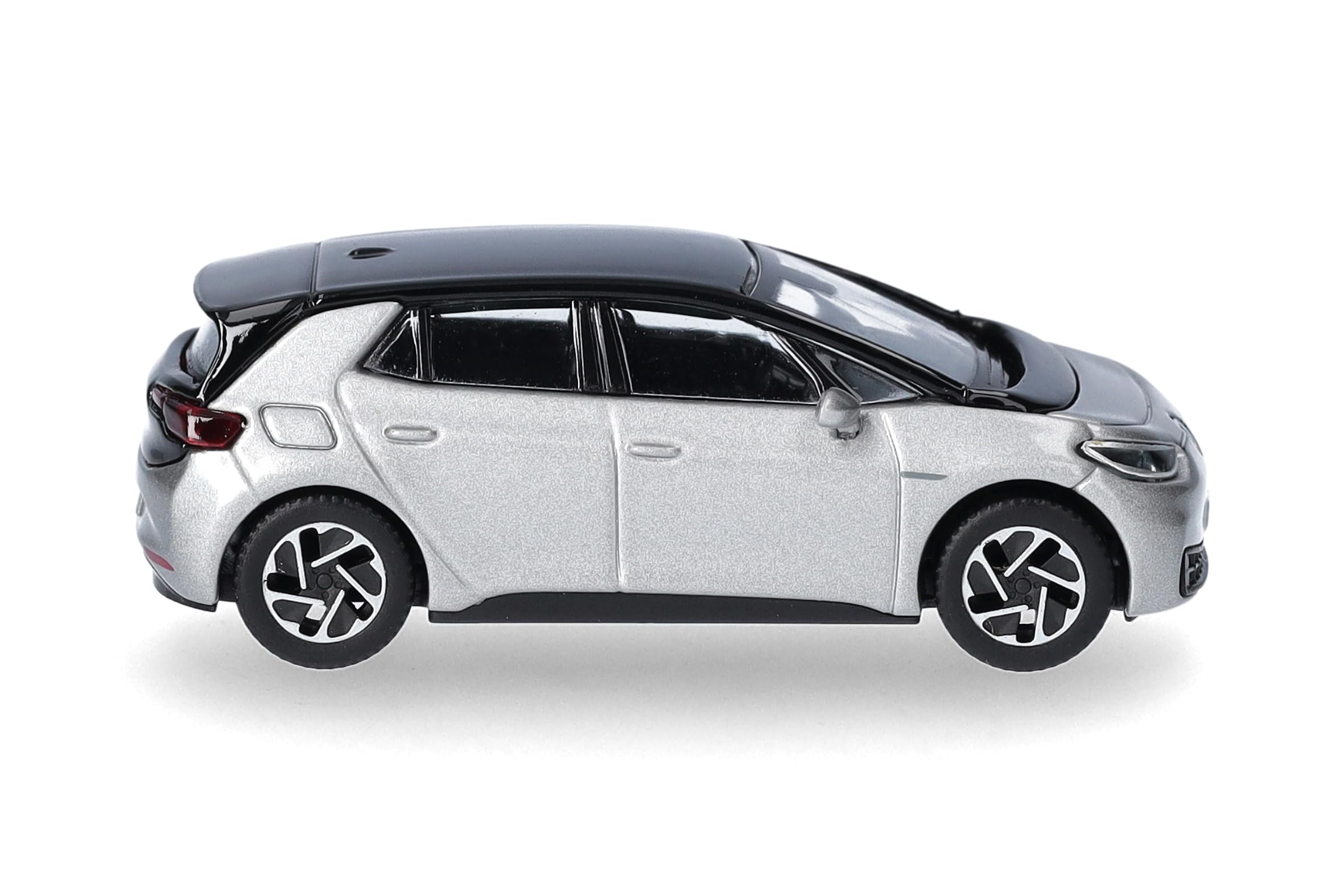 herpa-vw-id-3-scale-silver-metallic-modellauto-1-87 image 3