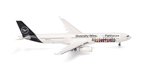 herpa-wings-lufthansa-a330-300-flugzeugmodell-1-200-fanhansa image 2