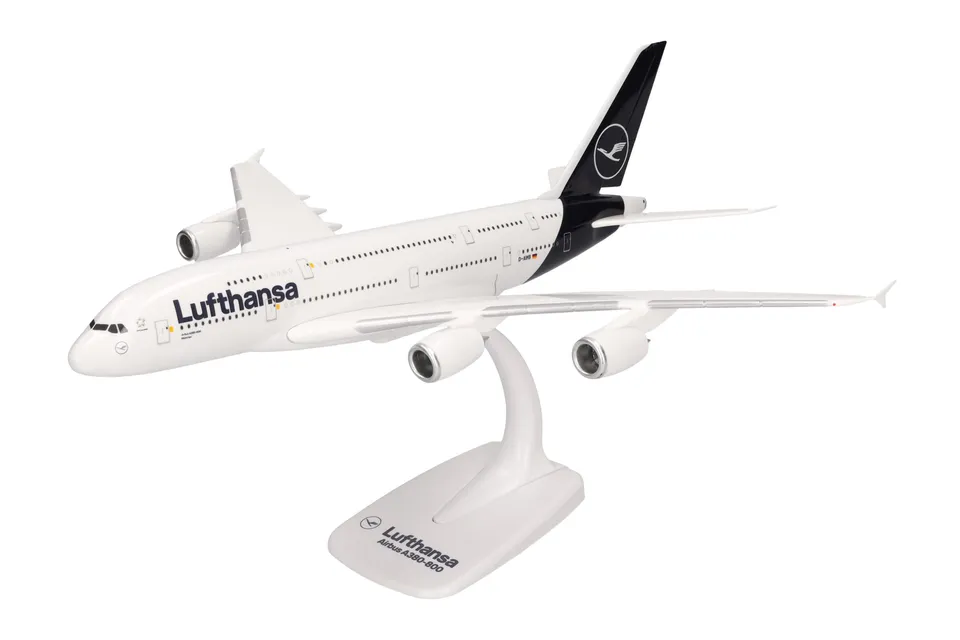 herpa-612319-lufthansa-a380-flugzeugmodell-1-250-kunststoff image 1