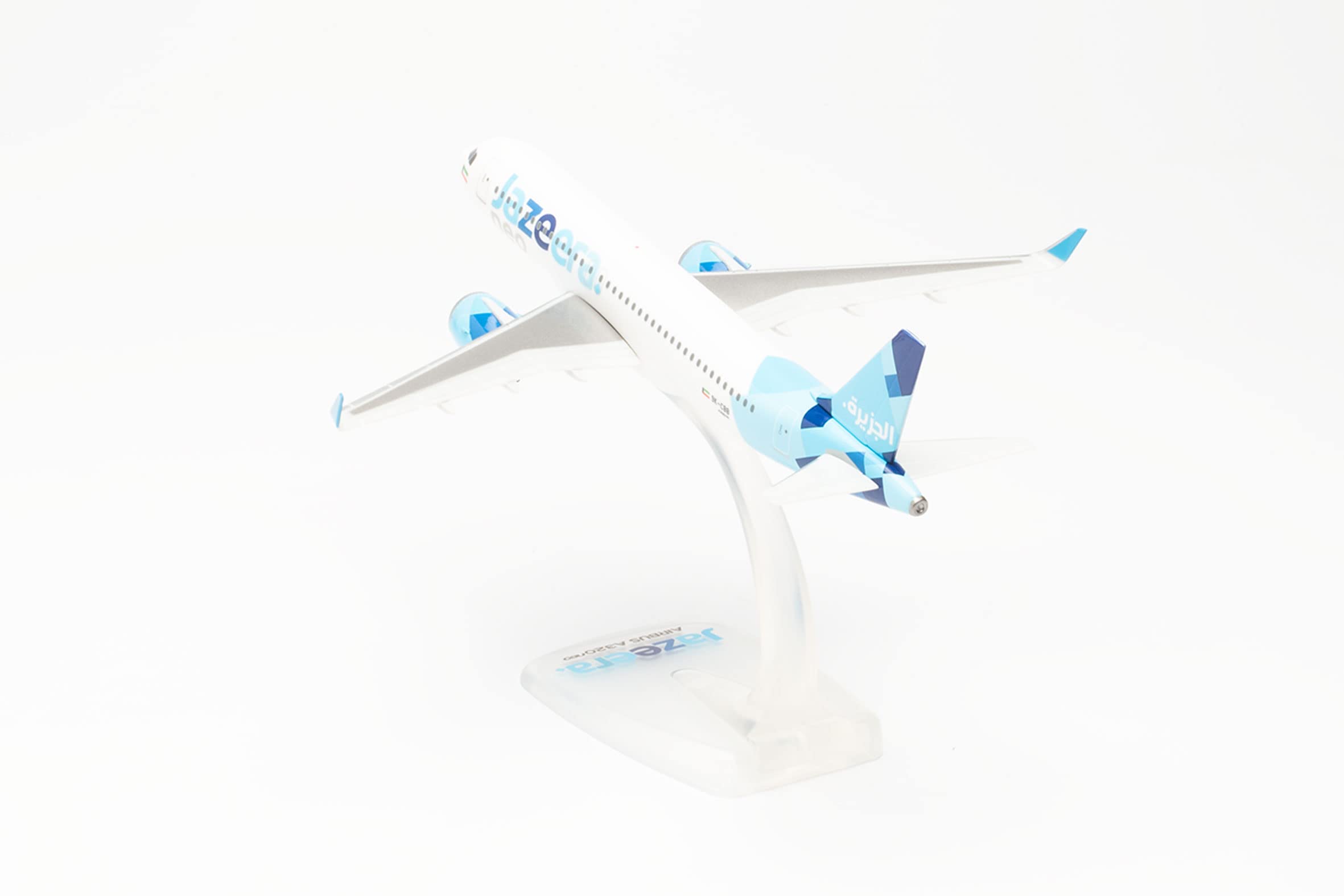 herpa-snapfit-jazeera-a320neo-flugzeugmodell-1-200-wei-blau image 4