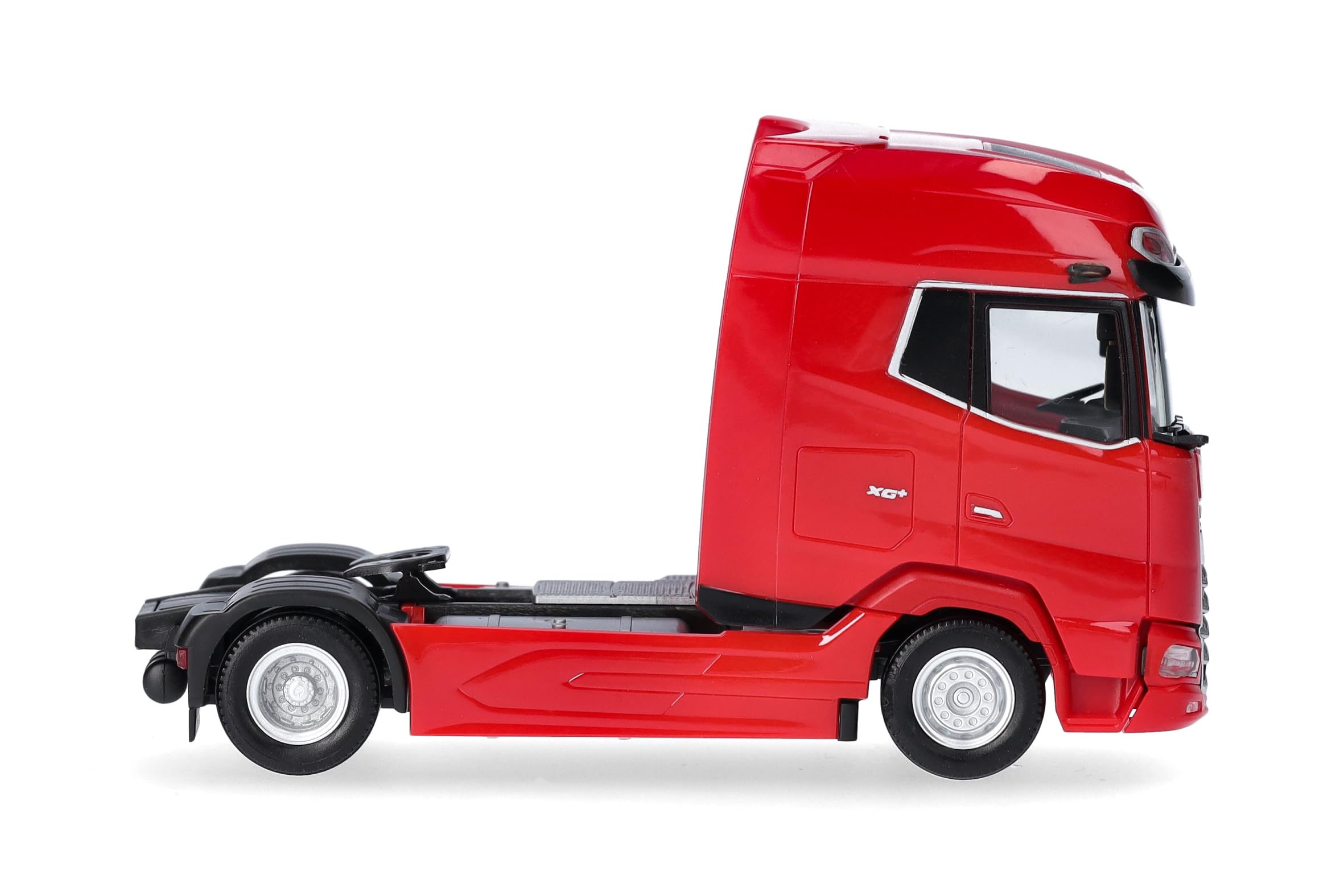 herpa-daf-xg-facelift-zugmaschine-modell-lkw-rot-2achs-1-87 image 3