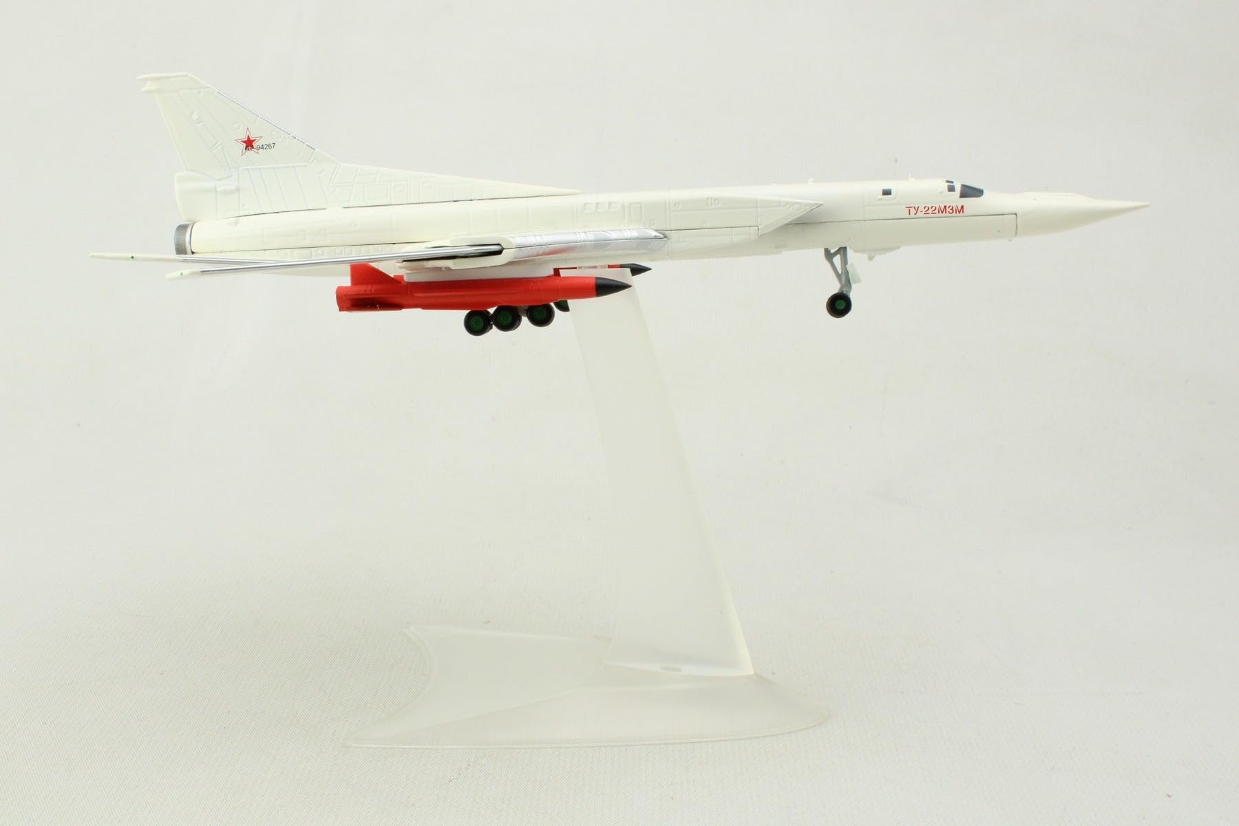 herpa-wings-tupolev-tu-22m3m-backfire-flugzeugmodell-1-200-metall image 4